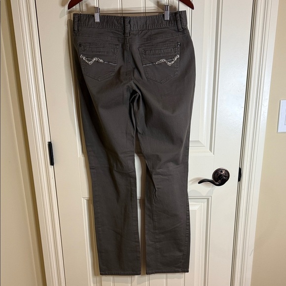 Gasoline Pants Women's Boot Cut Jeans Olive Size 8x32 - Picture 13 of 15